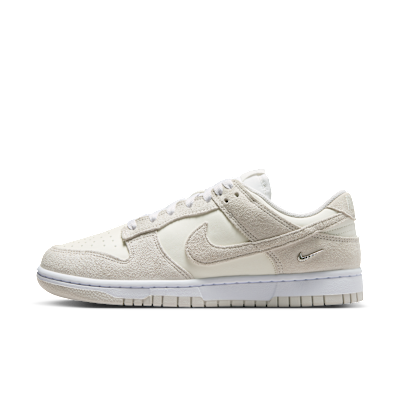 レビュー：ナイキ ダンク LOW スエード ウィメンズシューズ。Nike.com